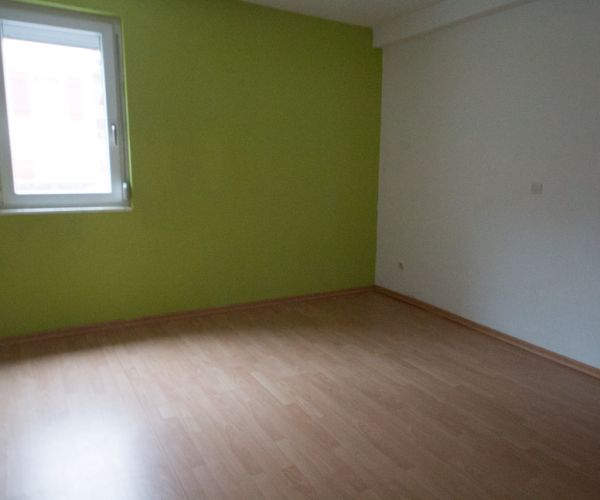 Home Staging Nürtingen - Einfamilienhaus - Arbeitszimmer - Vorher