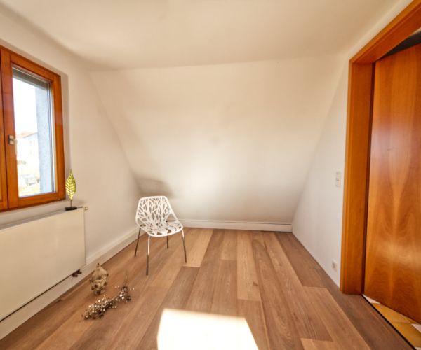 Home Staging Lichtenwald - Einfamilienhaus - Flur - Nachher