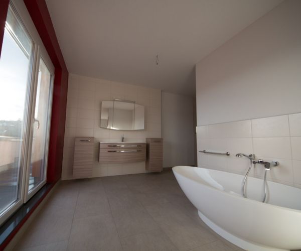 Home Staging Winnenden - Penthouse - Bad - Vorher