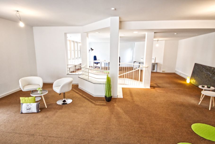 Home Staging Esslingen - Gewerbeimmobilie - Empfang - Lobby