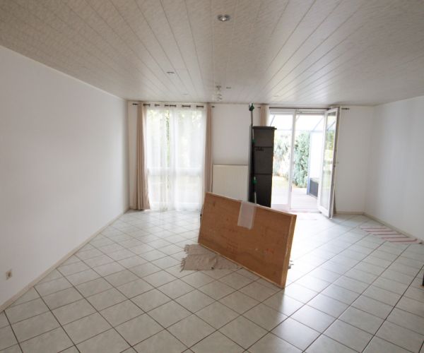 Home Staging Tübingen - Reihenhaus - Wohnzimmer - Vorher