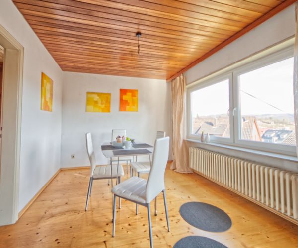 Home Staging Reutlingen - Einfamilienhaus - Esszimmer - Nachher