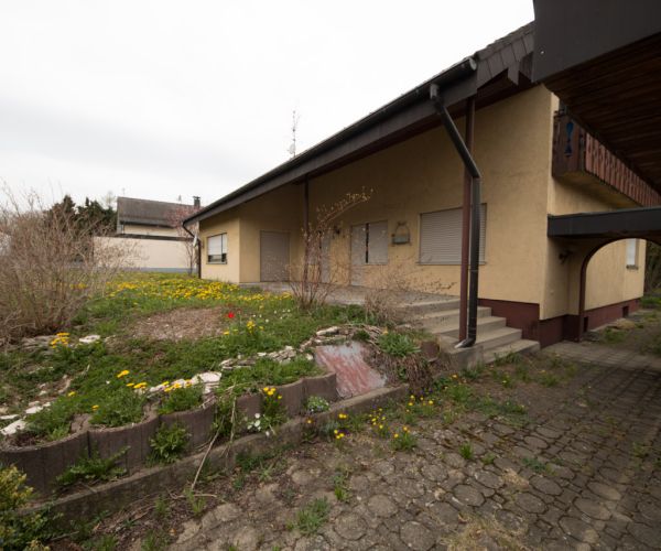 Home Staging Söhnstetten - Heidenheim - Einfamilienhaus - Hausansicht - Vorher