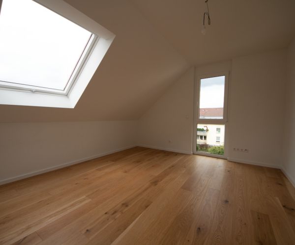Home Staging Schorndorf - Penthouse Maisonette - Kinderzimmer - Vorher
