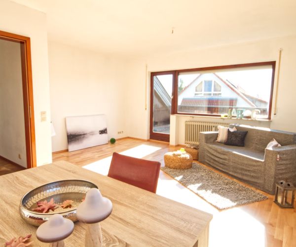 Home Staging Wolfschlugen - Wohnung - Wohnzimmer - Nachher