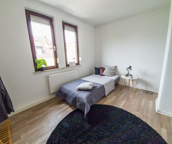Home Staging Stuttgart - Wohnung - Flur nachher