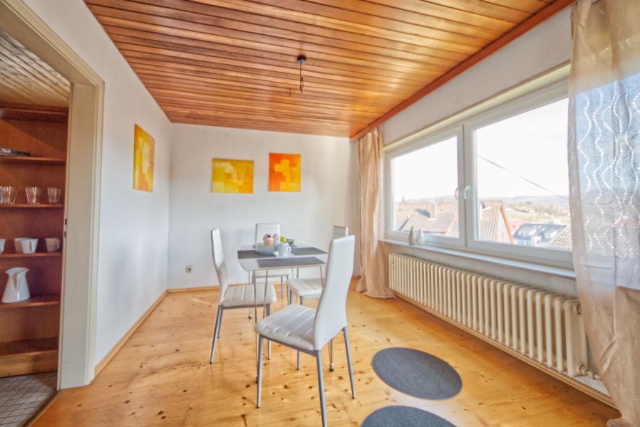 Home Staging Reutlingen - Haus - Esszimmer